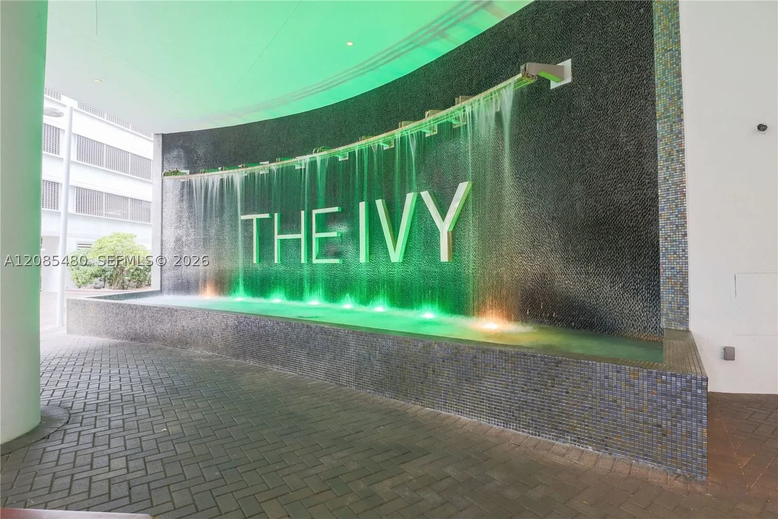 2-bedroom Condo — 90 3rd St #3002, Miami, FL 33130