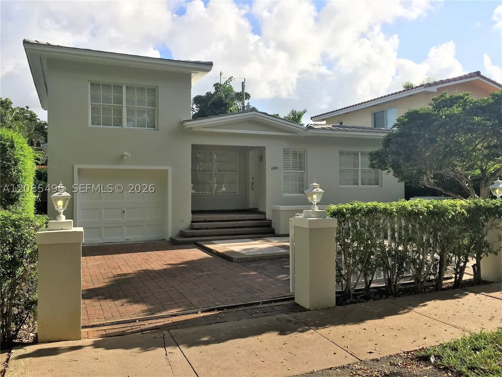 3+1 Müstakil ev — 609 Puerta Ave, Coral Gables, FL 33143