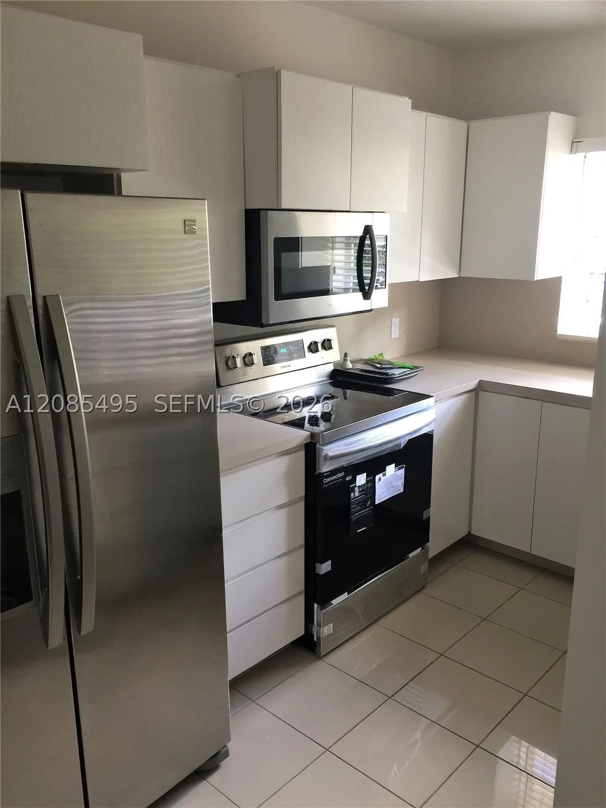 3+1 Müstakil ev — 609 Puerta Ave, Coral Gables, FL 33143