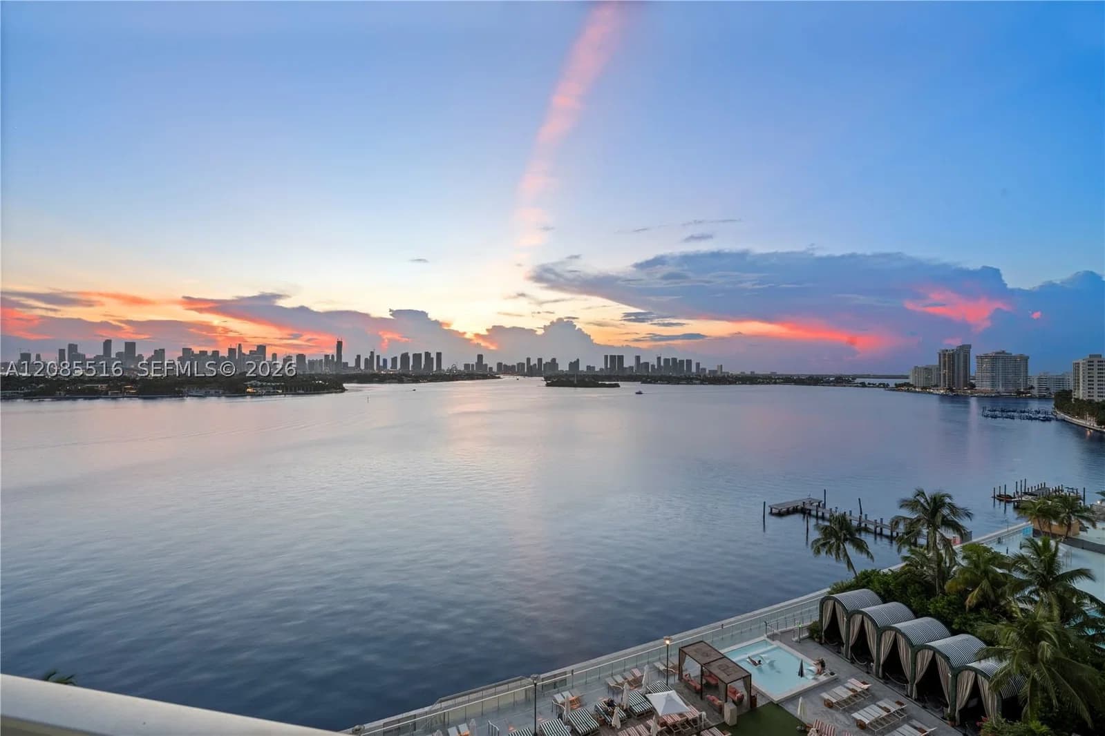 1+1 Condo — 1100 West Ave #1020, Miami Beach, FL 33139