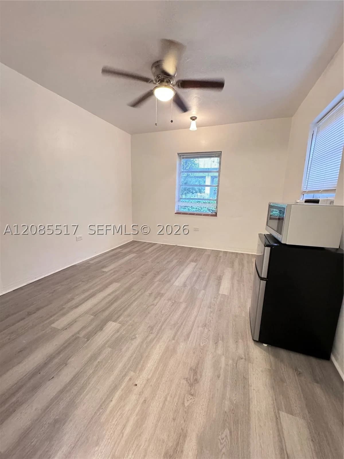Mülk — 2652 23rd Ave #back, Miami, FL 33133