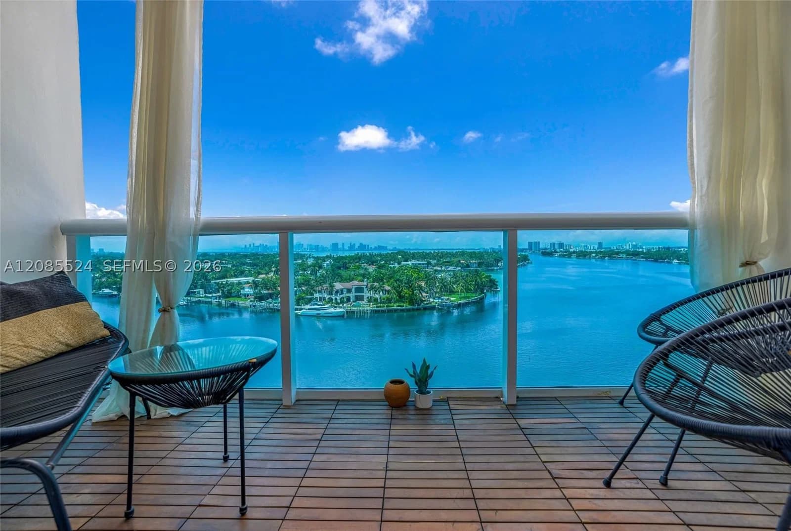 2+1 Condo — 6770 Indian Creek Dr #11E, Miami Beach, FL 33141