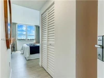 1+1 Condo — 2889 Mcfarlane Rd #1512, Miami, FL 33133