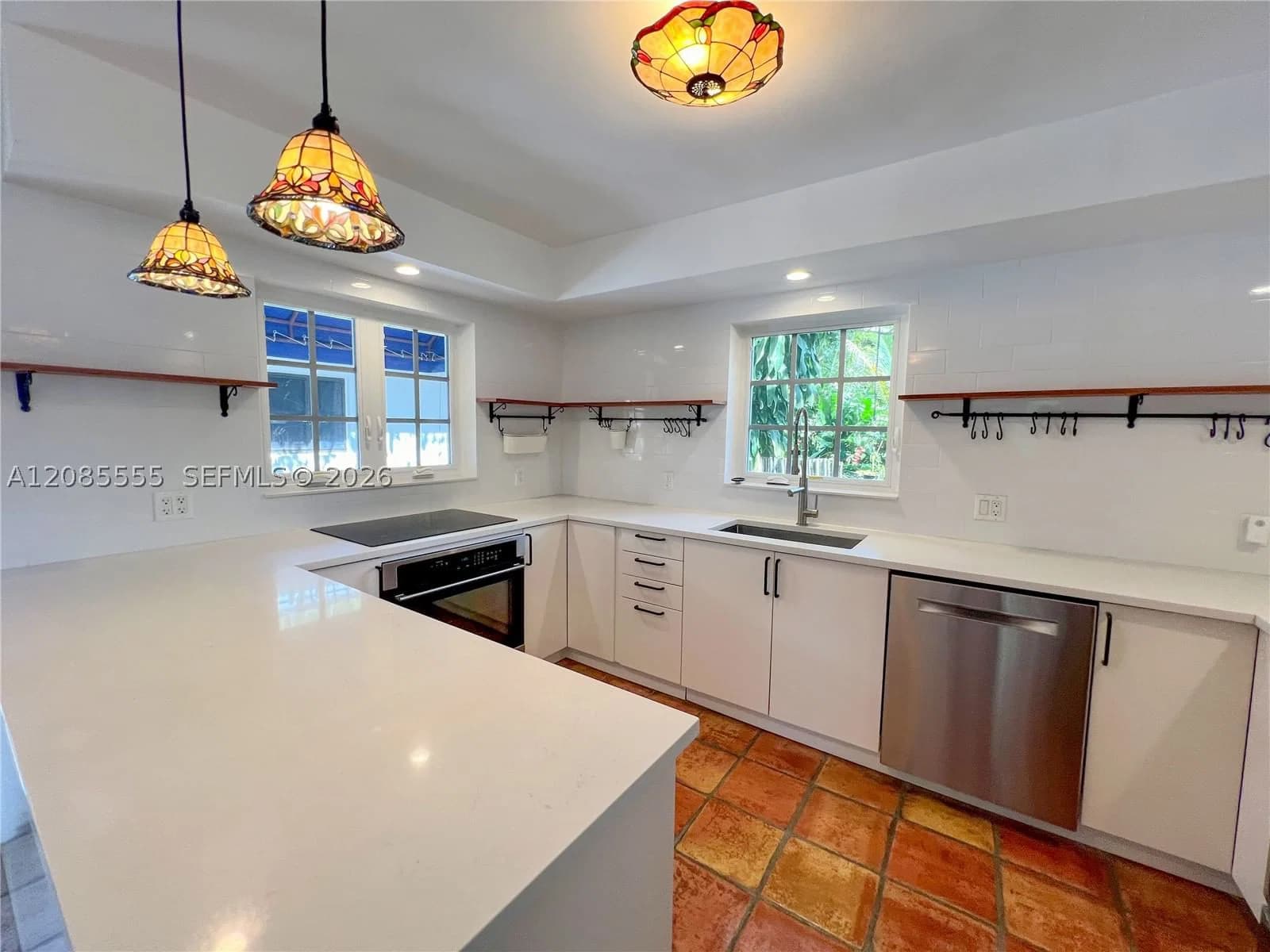 3+1 Müstakil ev — 1114 Columbus Blvd, Coral Gables, FL 33134