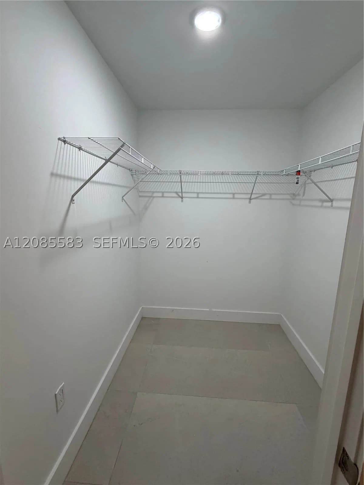 2+1 Mülk — 2641 24th Ct #301, Miami, FL 33142
