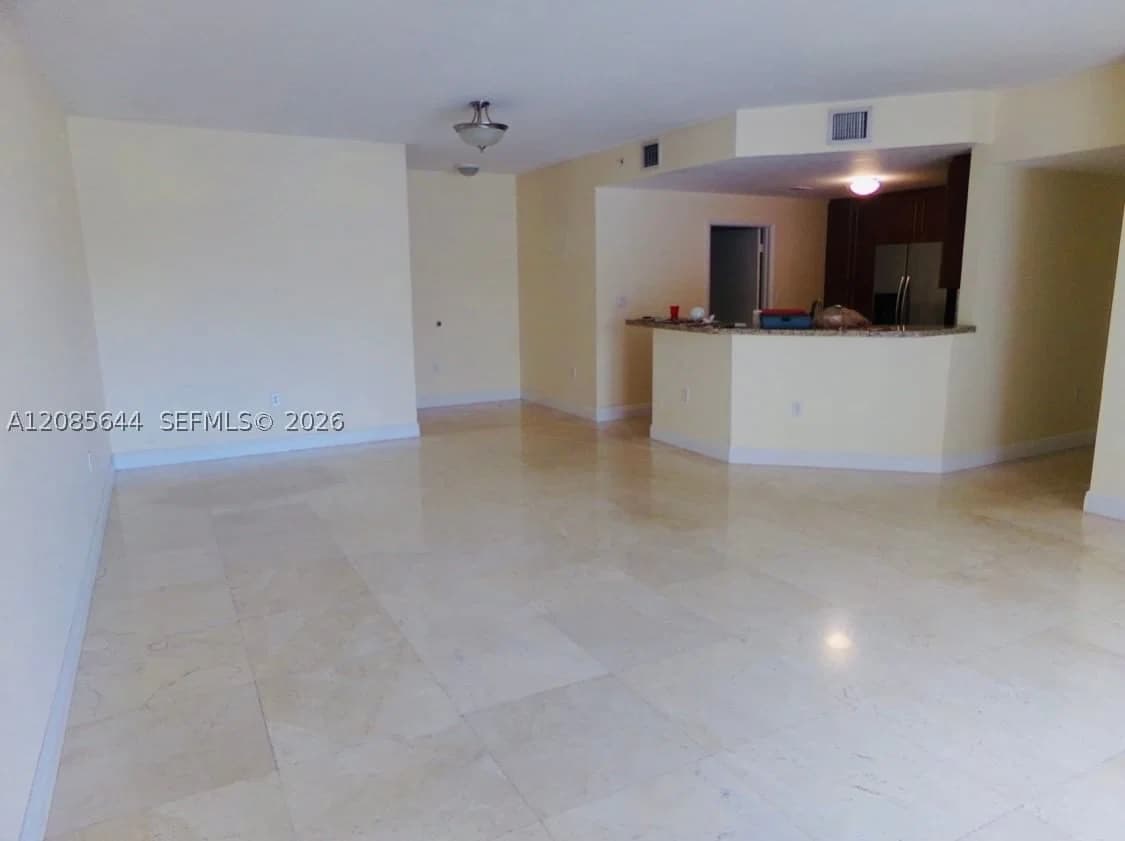 2+1 Condo — 118 Zamora Ave #409, Coral Gables, FL 33134