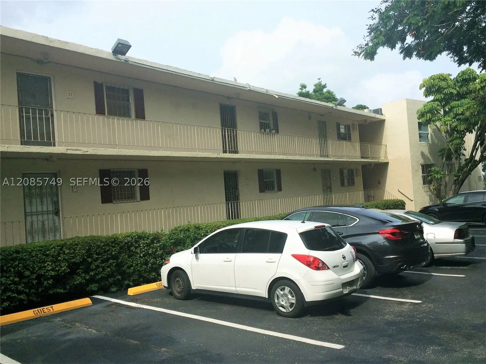 1+1 Condo — 520 38th St #11, Miami, FL 33137
