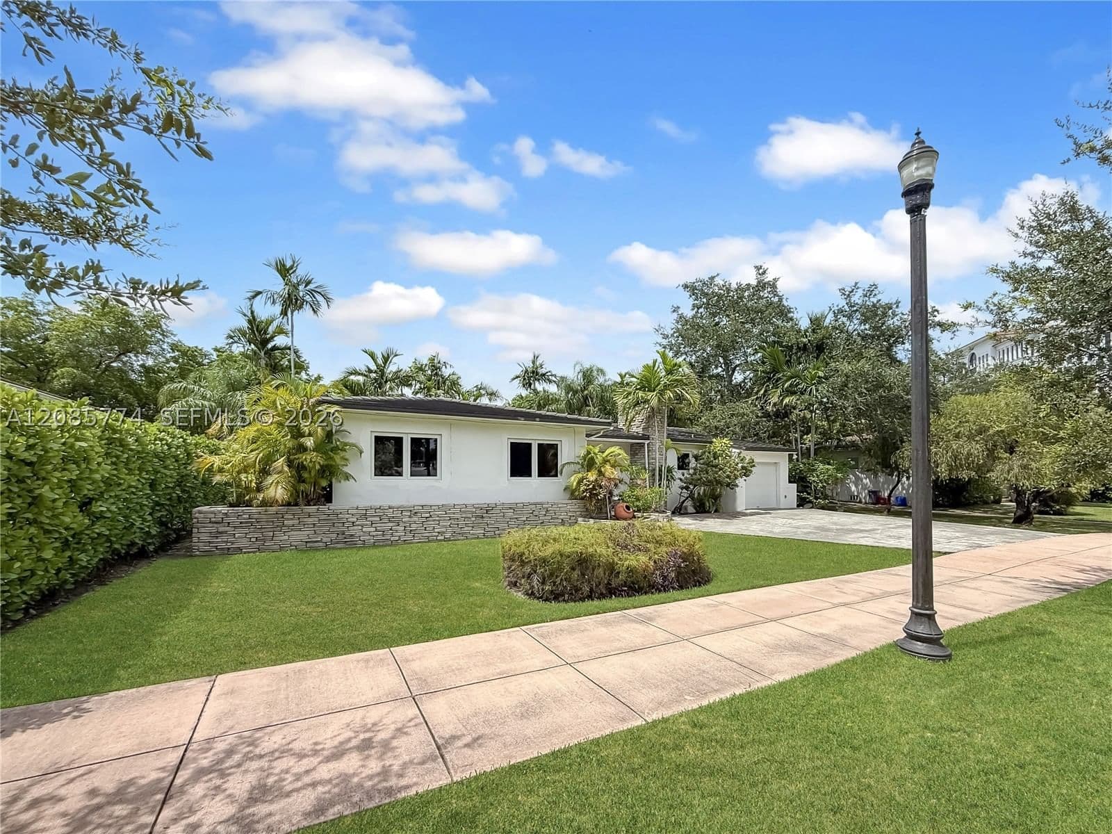 3+1 Müstakil ev — 3128 Coconut Grove Dr, Coral Gables, FL 33134