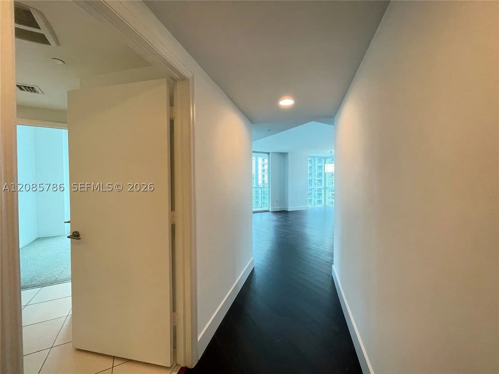2+1 Condo — 55 6th St #2702, Miami, FL 33131
