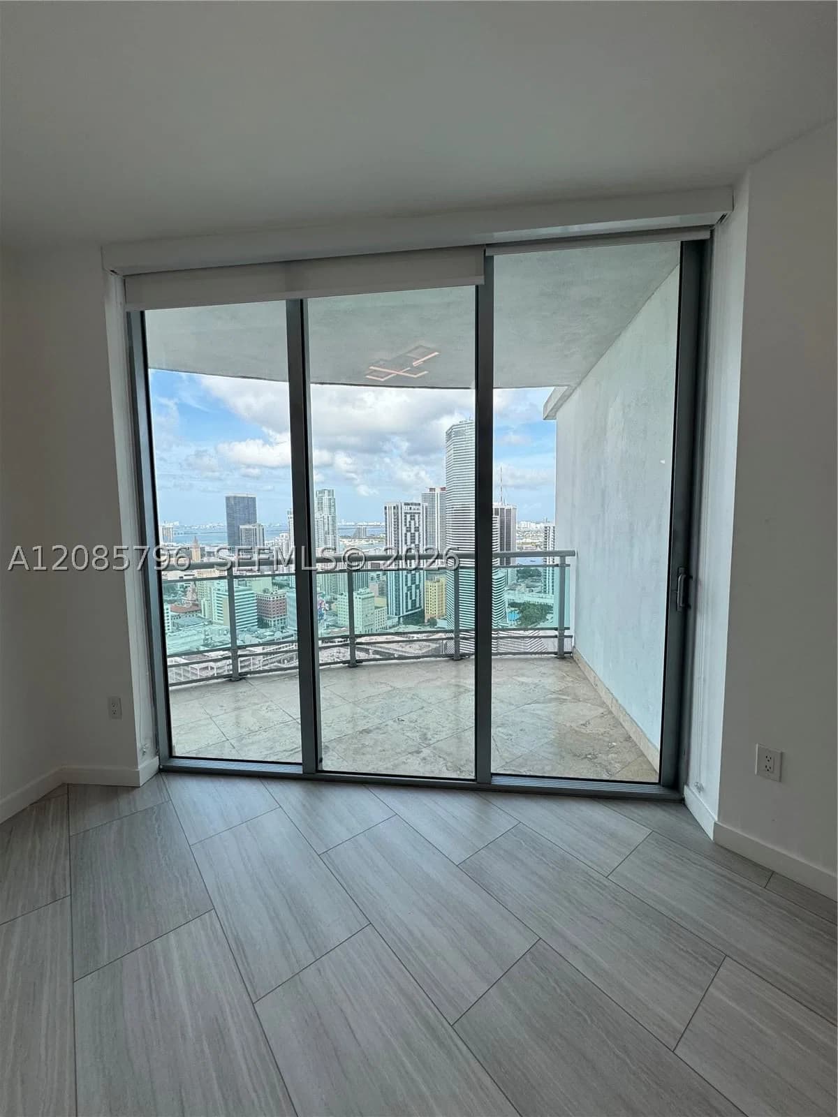 2+1 Condo — 350 Miami Ave #3913, Miami, FL 33130