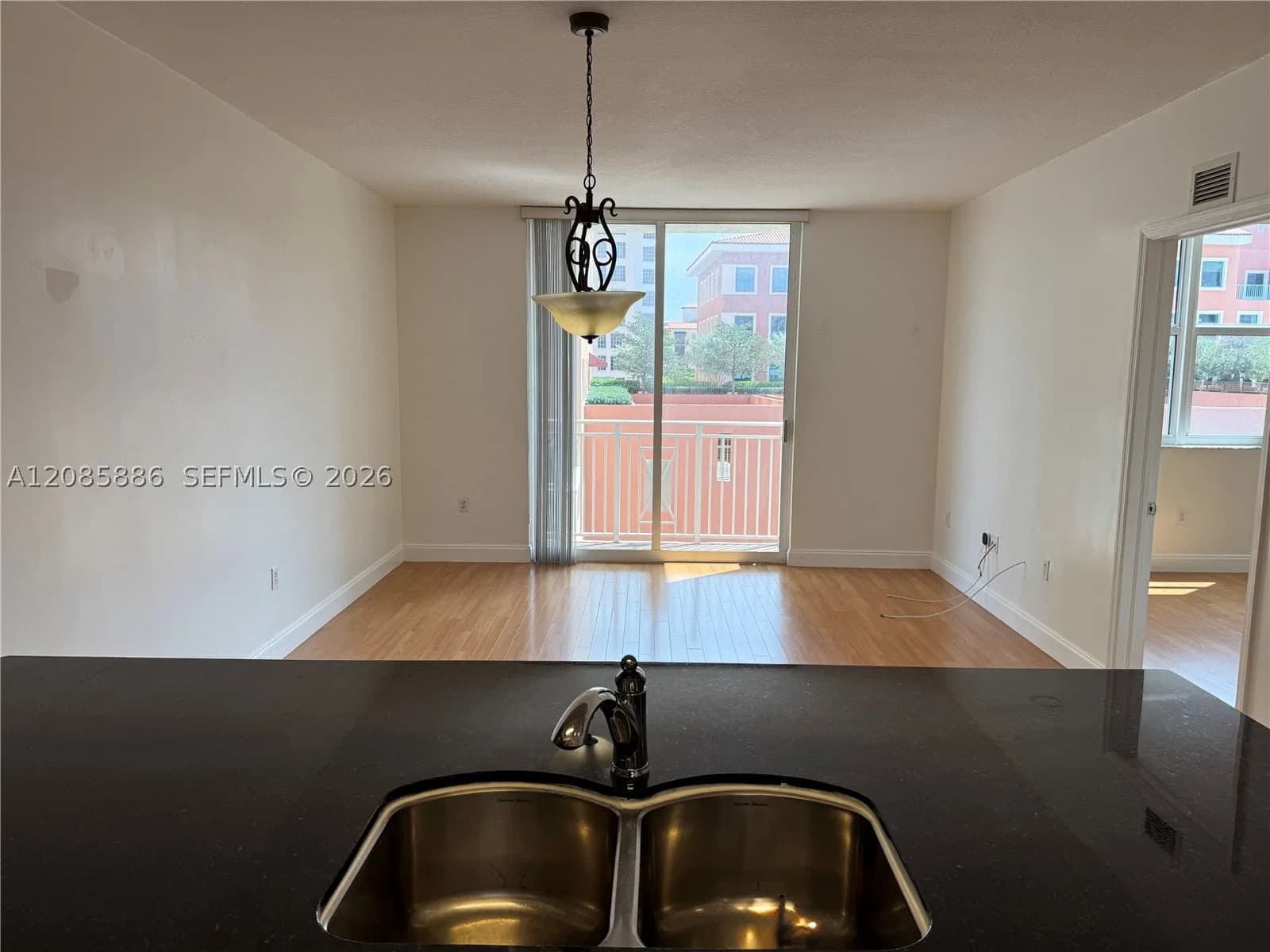 1+1 Condo — 2030 Douglas Rd #608, Coral Gables, FL 33134