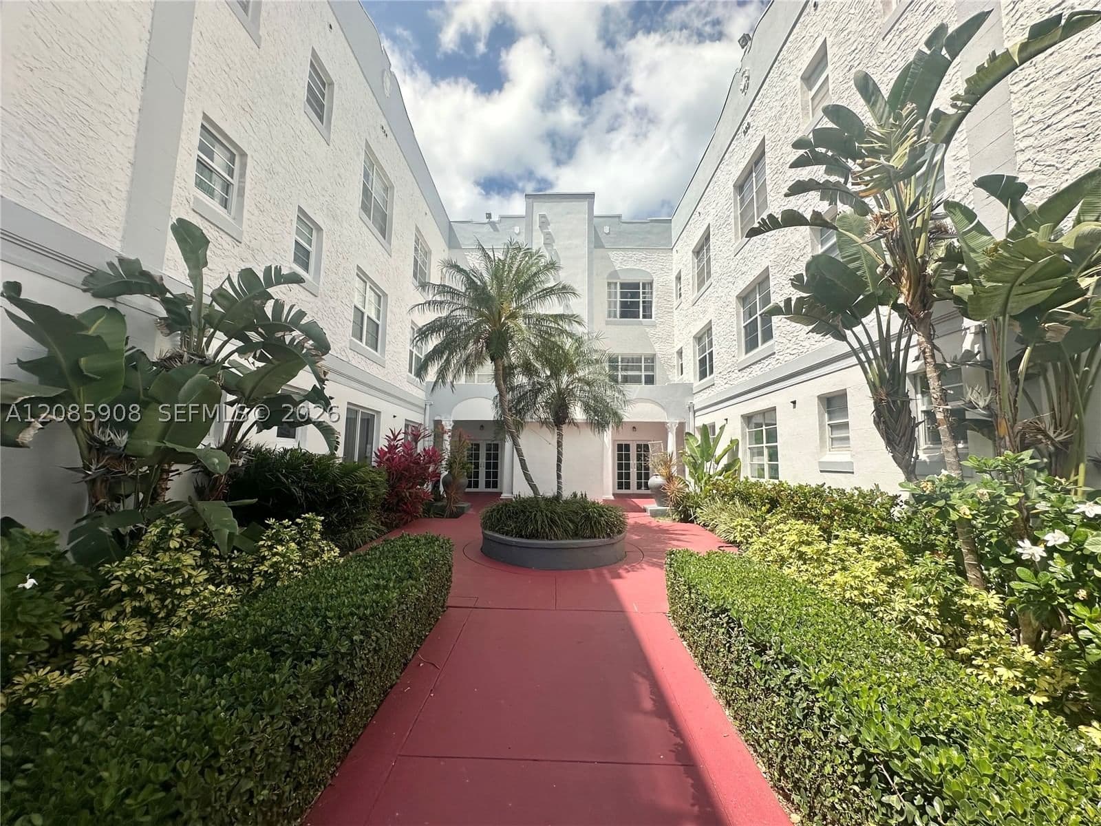 1+1 Condo — 1200 Euclid Ave #204, Miami Beach, FL 33139