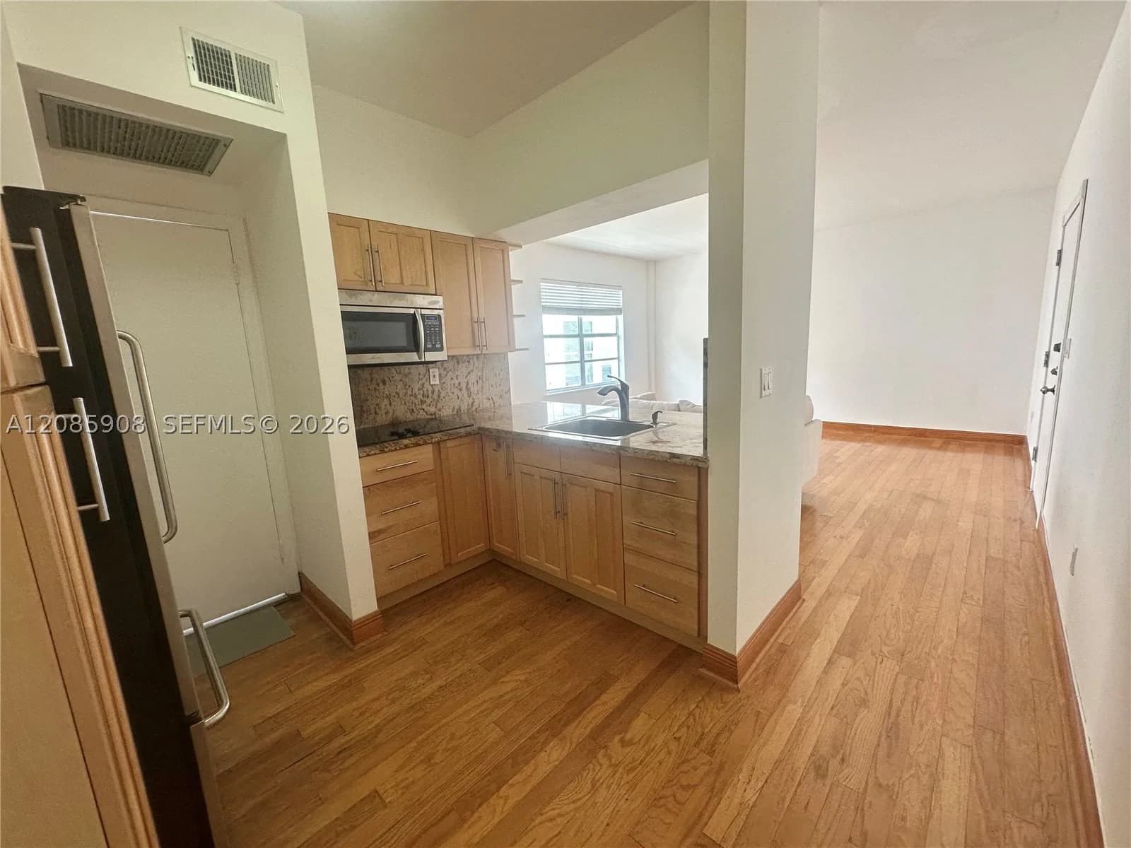 1+1 Condo — 1200 Euclid Ave #204, Miami Beach, FL 33139