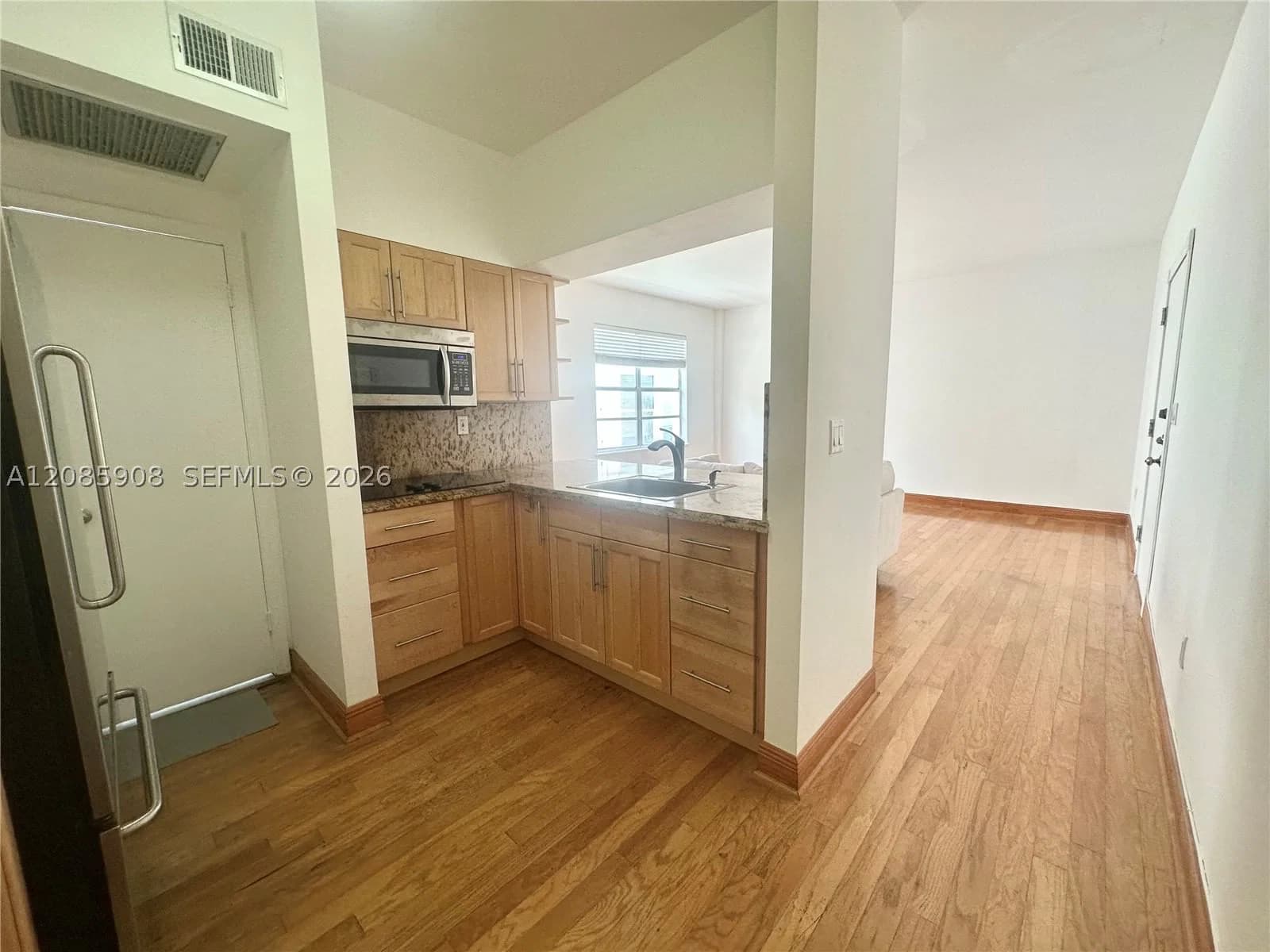 1+1 Condo — 1200 Euclid Ave #204, Miami Beach, FL 33139