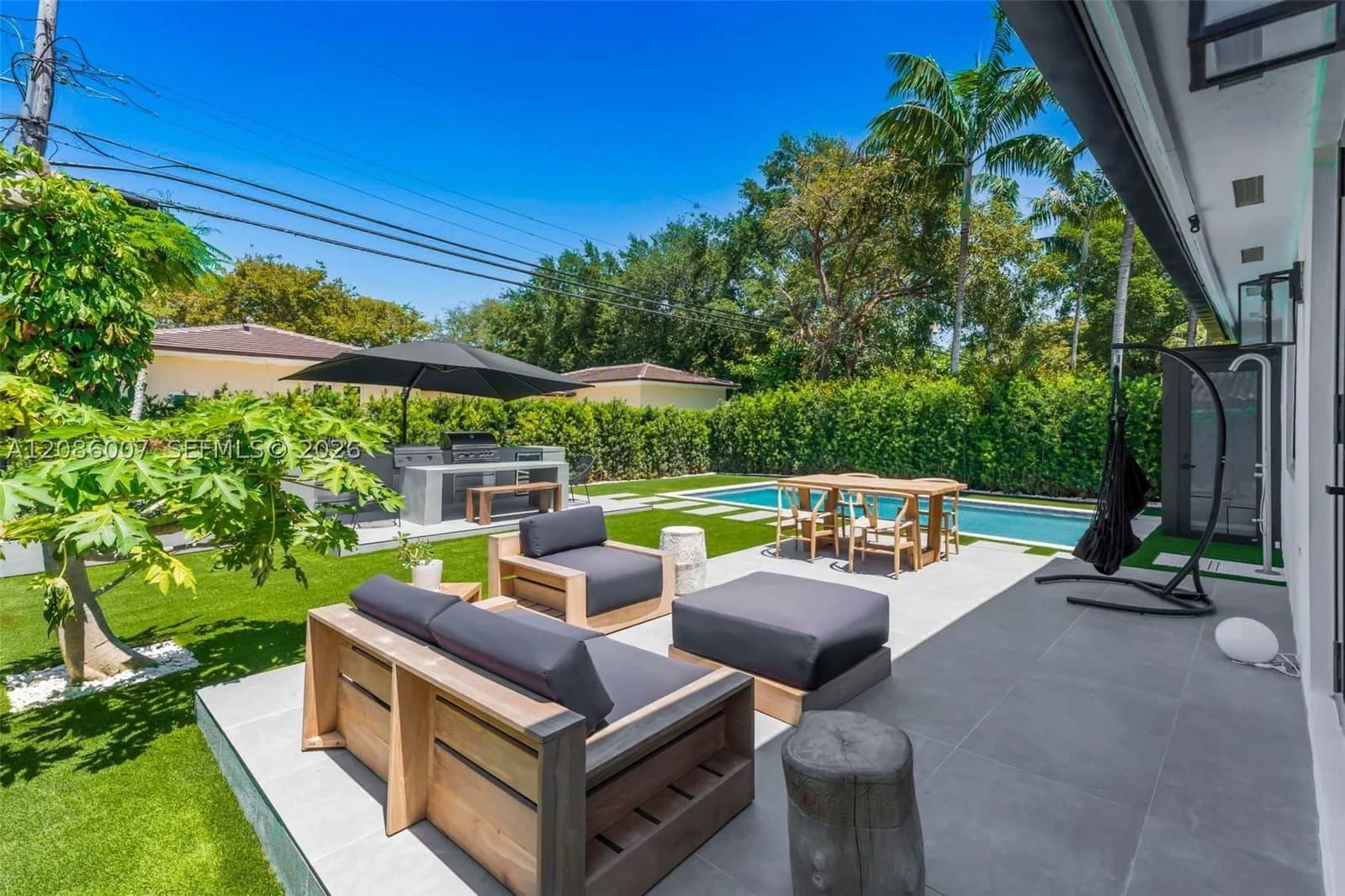 4+1 Müstakil ev — 1543 Bird Rd #-, Coral Gables, FL 33146