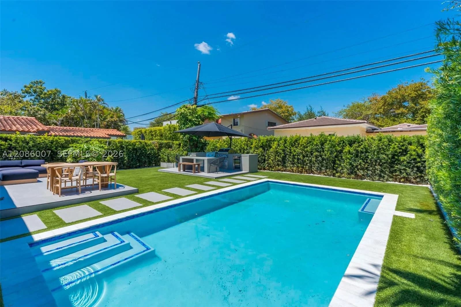 4+1 Müstakil ev — 1543 Bird Rd #-, Coral Gables, FL 33146