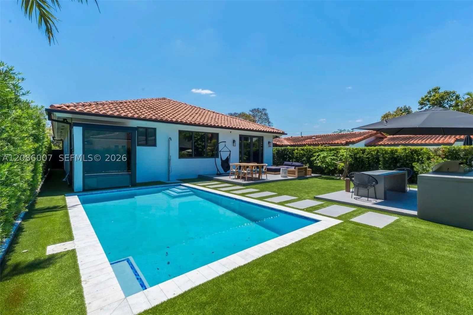 4+1 Müstakil ev — 1543 Bird Rd #-, Coral Gables, FL 33146