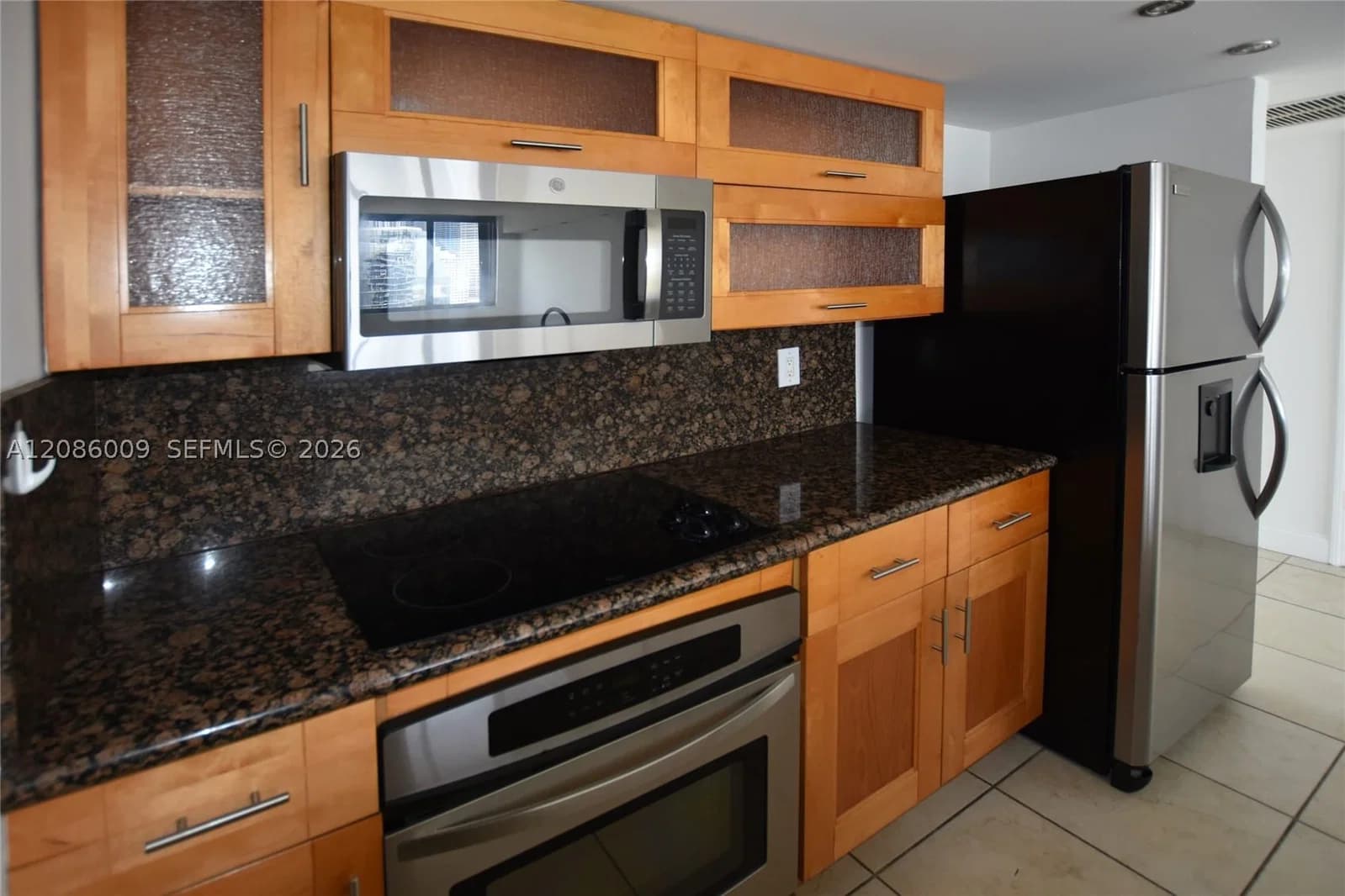 2+1 Condo — 540 BRICKELL KEY DR #1511, Miami, FL 33131
