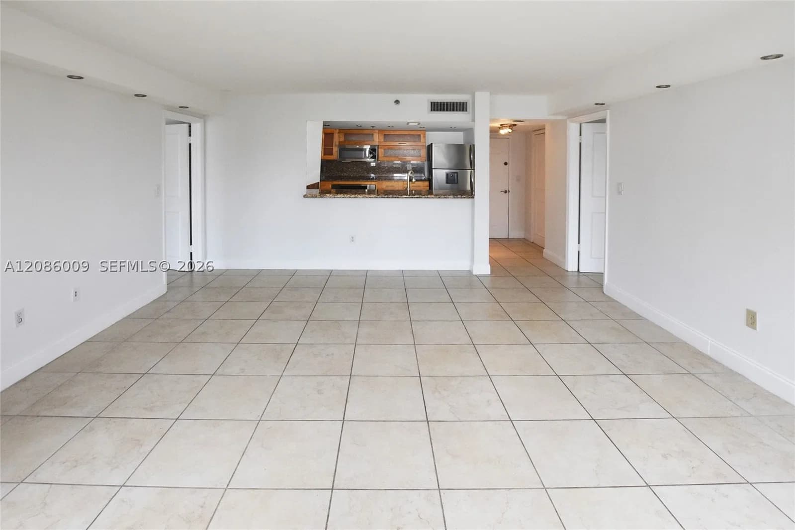 2+1 Condo — 540 BRICKELL KEY DR #1511, Miami, FL 33131