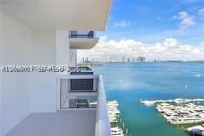 2+1 Condo — 1800 Sunset Harbour Dr #2215, Miami Beach, FL 33139