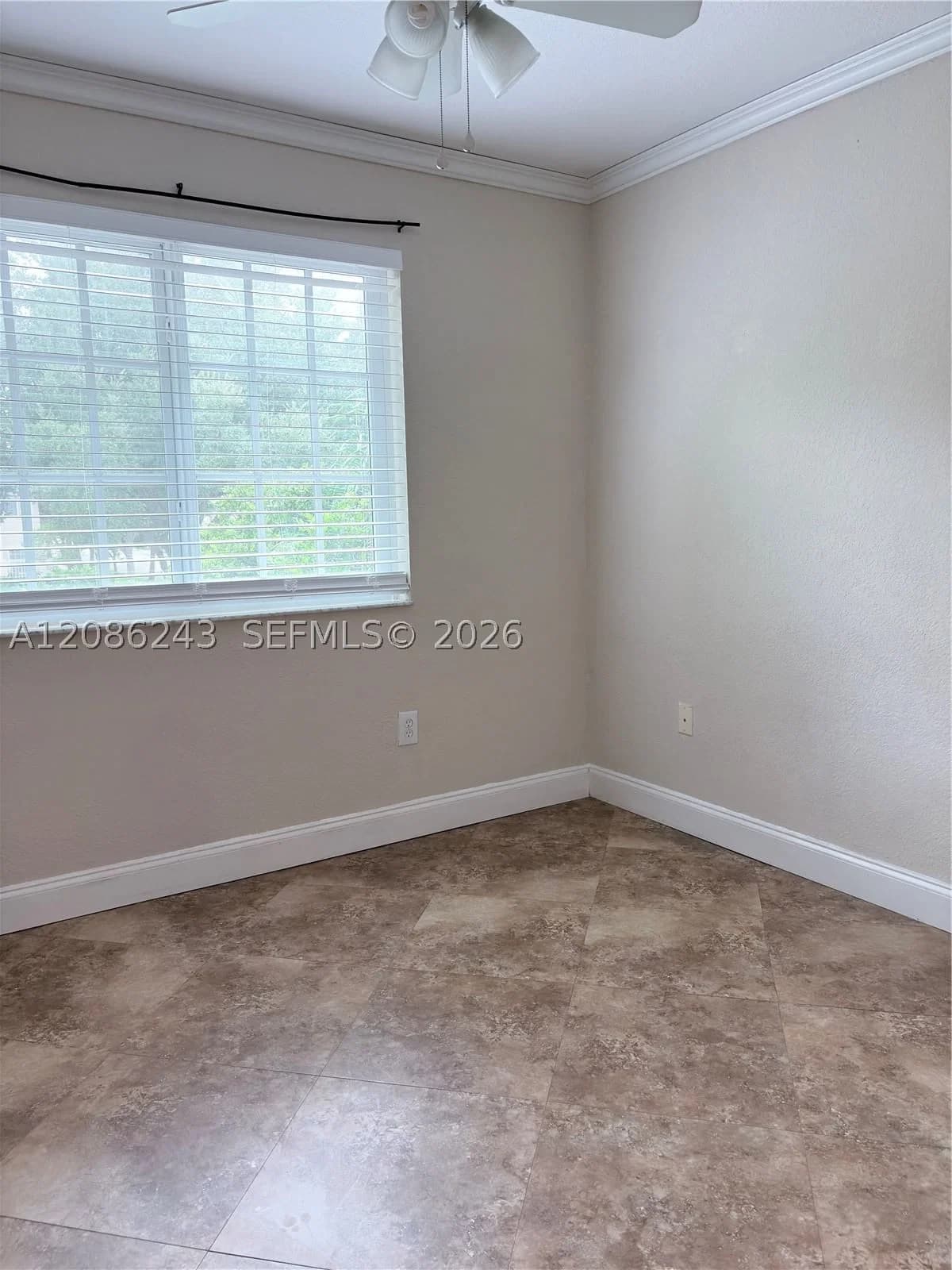 3-bedroom Townhouse — 2297 171st Ter, Pembroke Pines, FL 33028