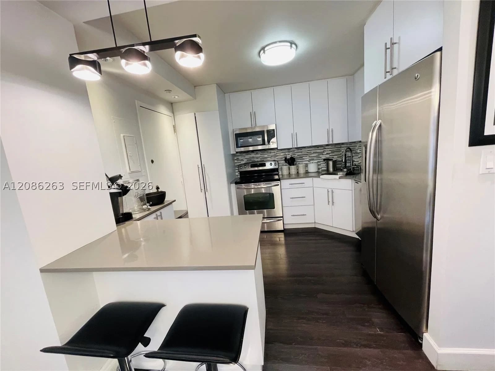 1+1 Condo — 2333 Brickell Ave #409, Miami, FL 33129