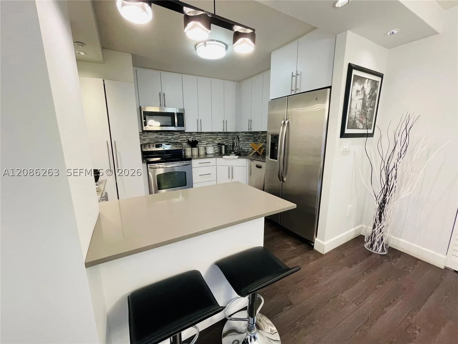 1+1 Condo — 2333 Brickell Ave #409, Miami, FL 33129