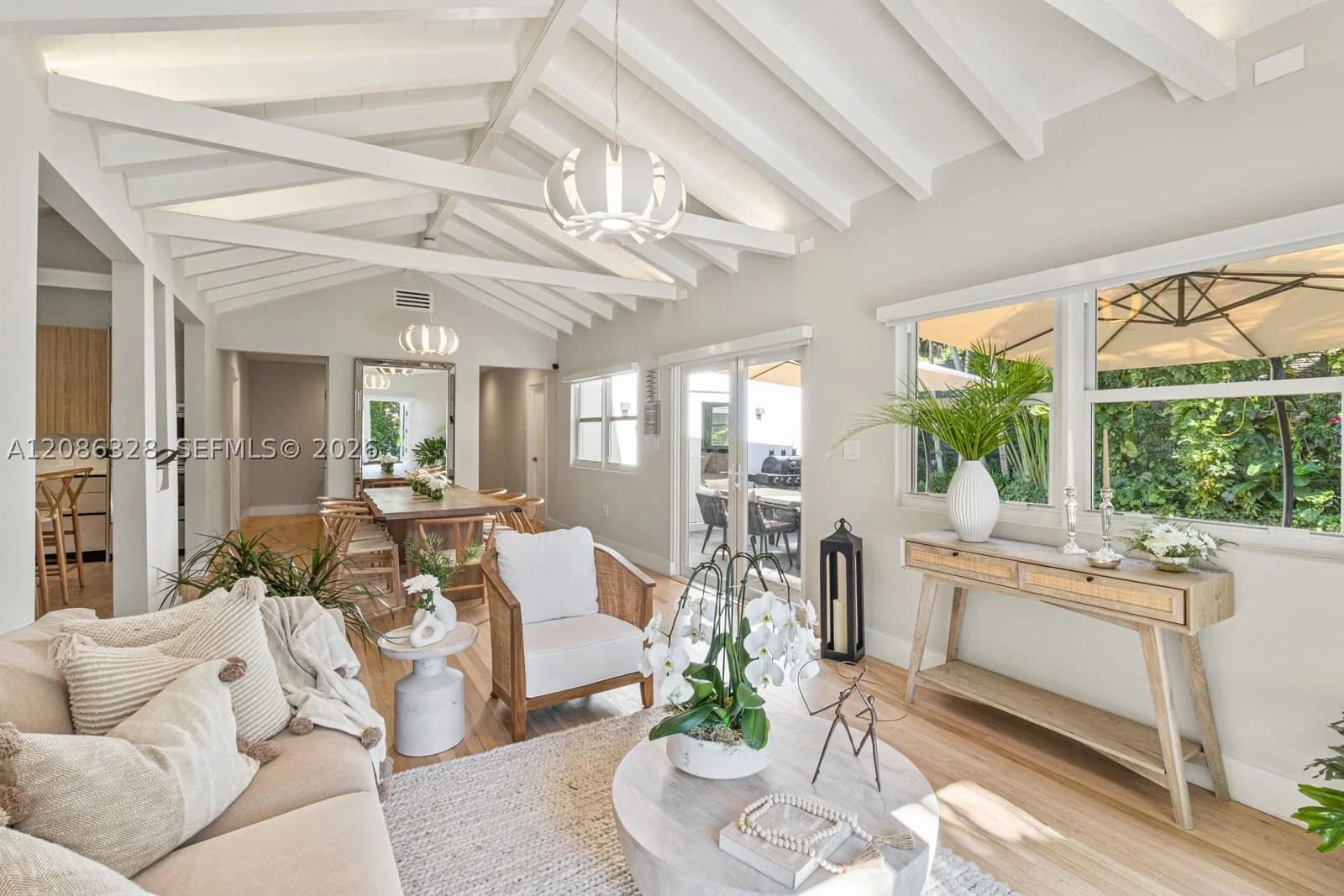 4+1 Müstakil ev — 4011 HARDIE AVENUE, Miami, FL 33133