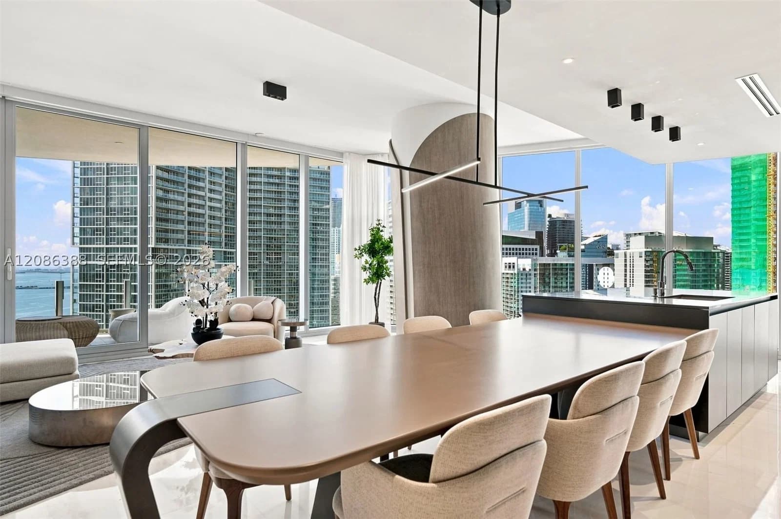 3+1 Condo — 300 Biscayne Blvd Way #3807, Miami, FL 33131