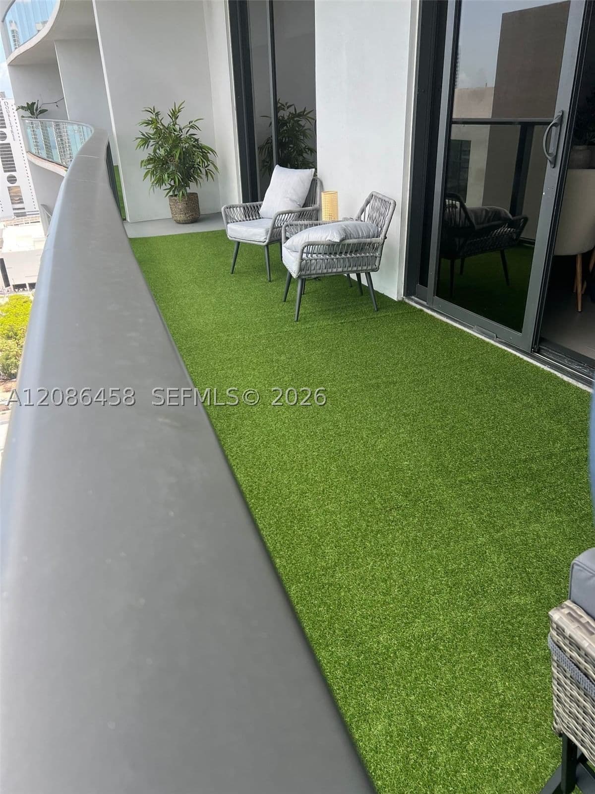 1+1 Condo — 1600 1st Ave #3217, Miami, FL 33132