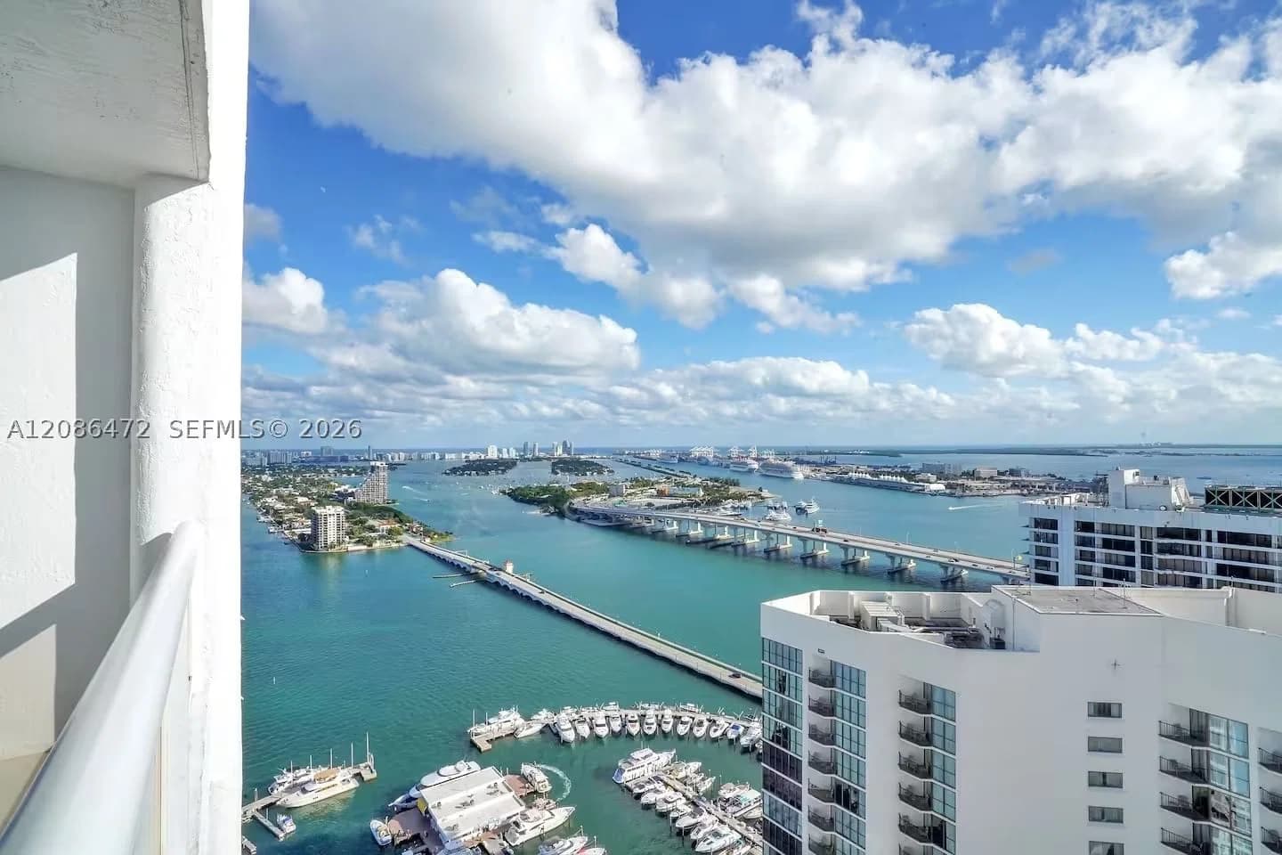 1+1 Condo — 1717 Bayshore Dr #A-4244, Miami, FL 33132
