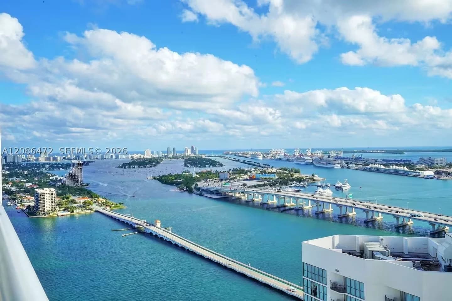 1+1 Condo — 1717 Bayshore Dr #A-4244, Miami, FL 33132