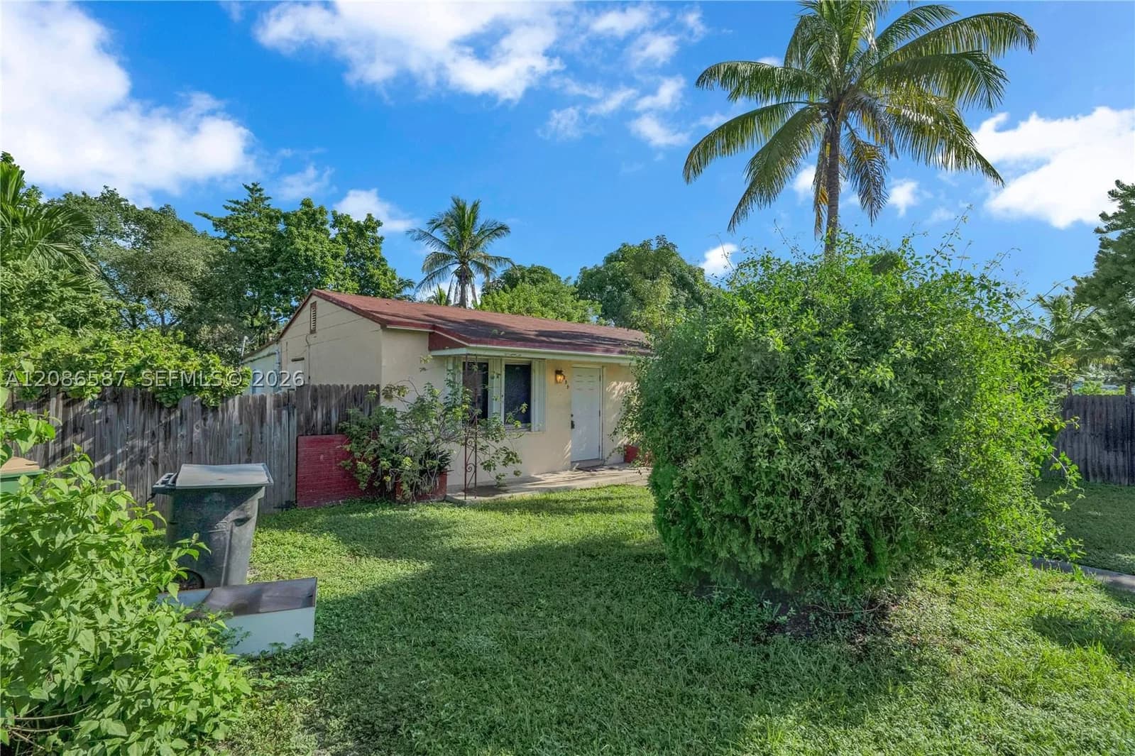 3+1 Müstakil ev — 855 130th St, North Miami, FL 33168