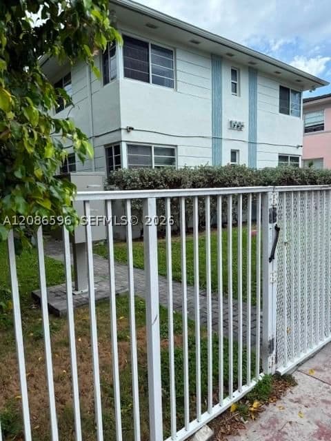 1+1 Daire — 1995 Marseille Dr #4, Miami Beach, FL 33141