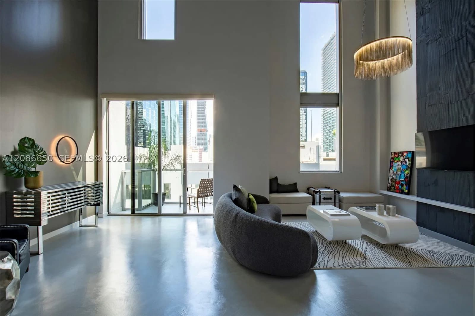 1+1 Condo — 1060 Brickell Ave #1015, Miami, FL 33131