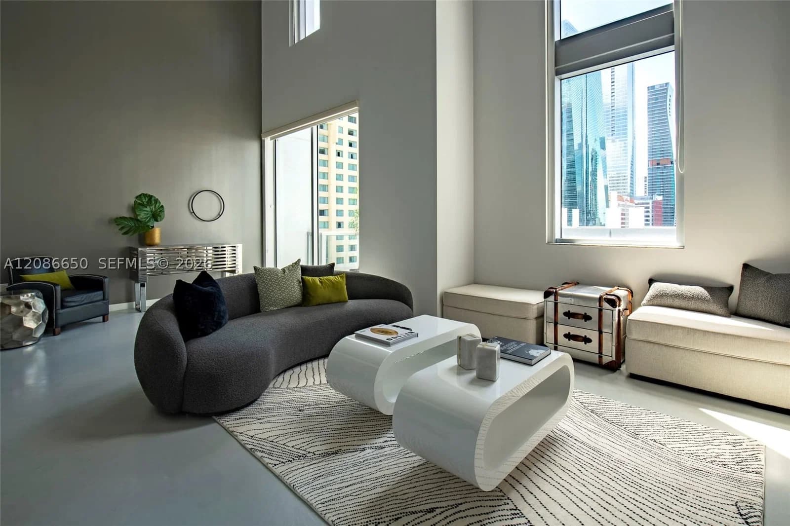 1+1 Condo — 1060 Brickell Ave #1015, Miami, FL 33131