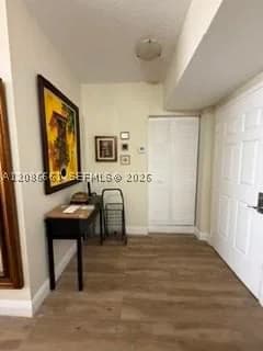 3-bedroom Condo — 888 Douglas Rd #1009, Coral Gables, FL 33134