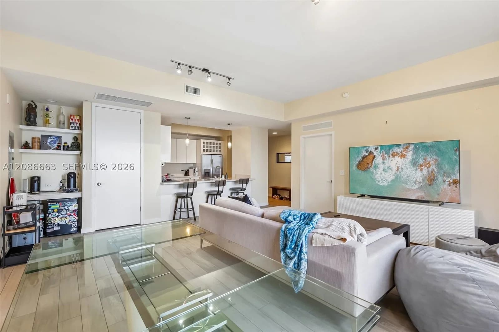 2+1 Condo — 999 1st Ave #UPH12, Miami, FL 33130