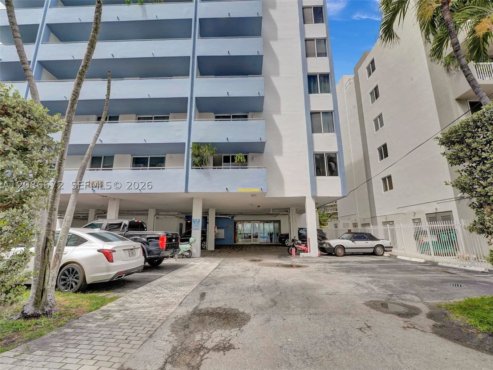 1+1 Condo — 1658 Bay Rd #303, Miami Beach, FL 33139