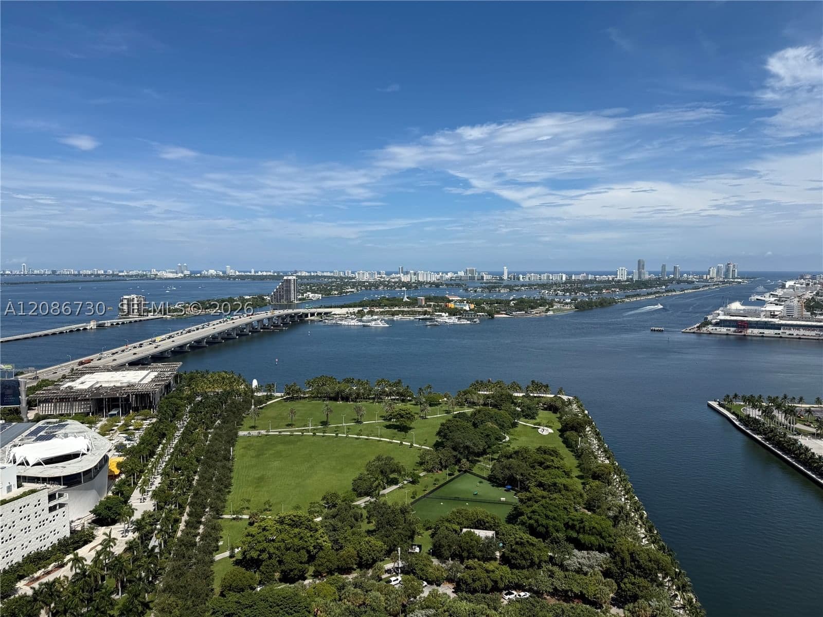 2+1 Condo — 900 Biscayne Blvd #3502, Miami, FL 33132