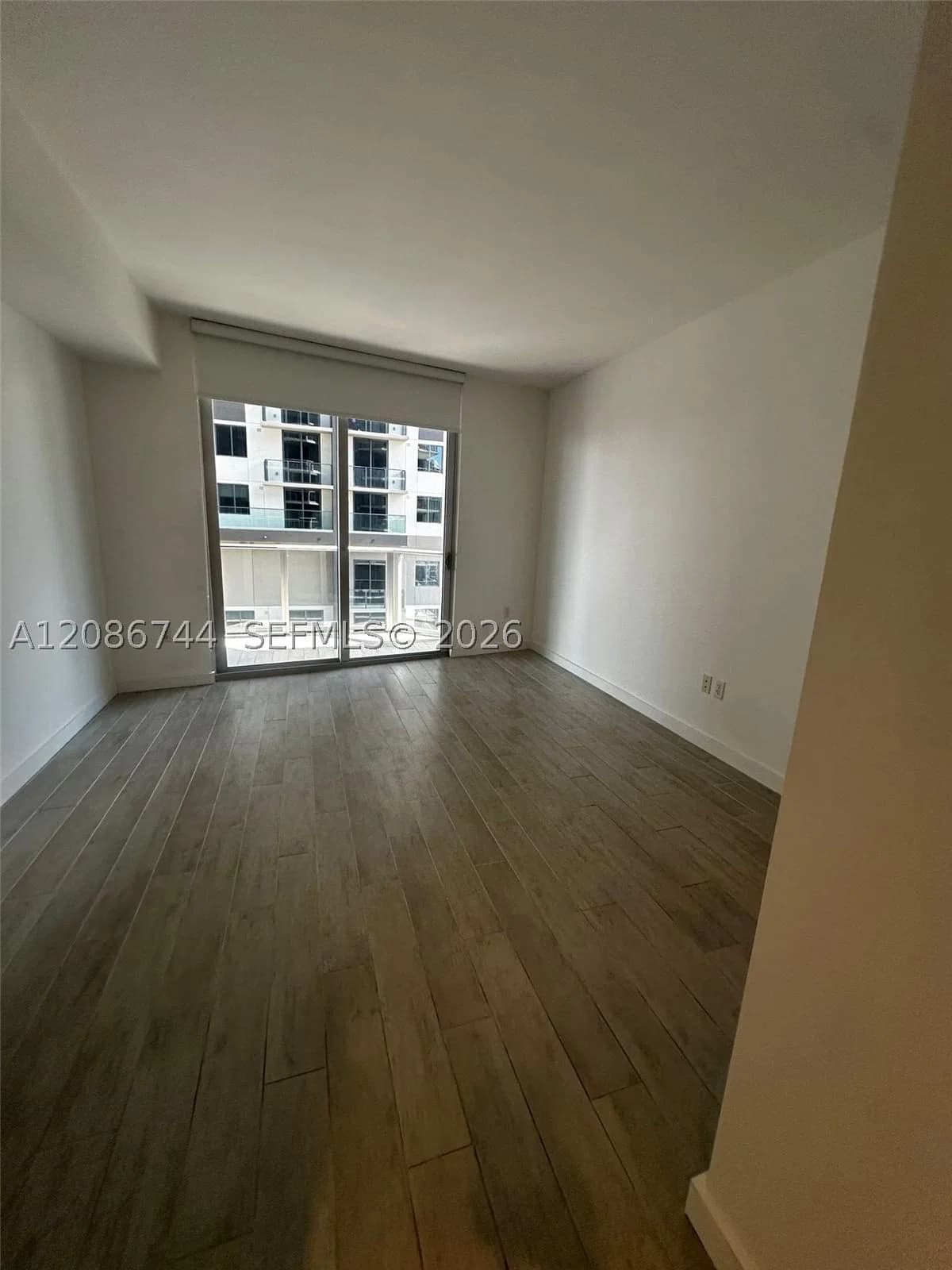 1+1 Condo — 1010 2nd Ave #1005, Miami, FL 33130