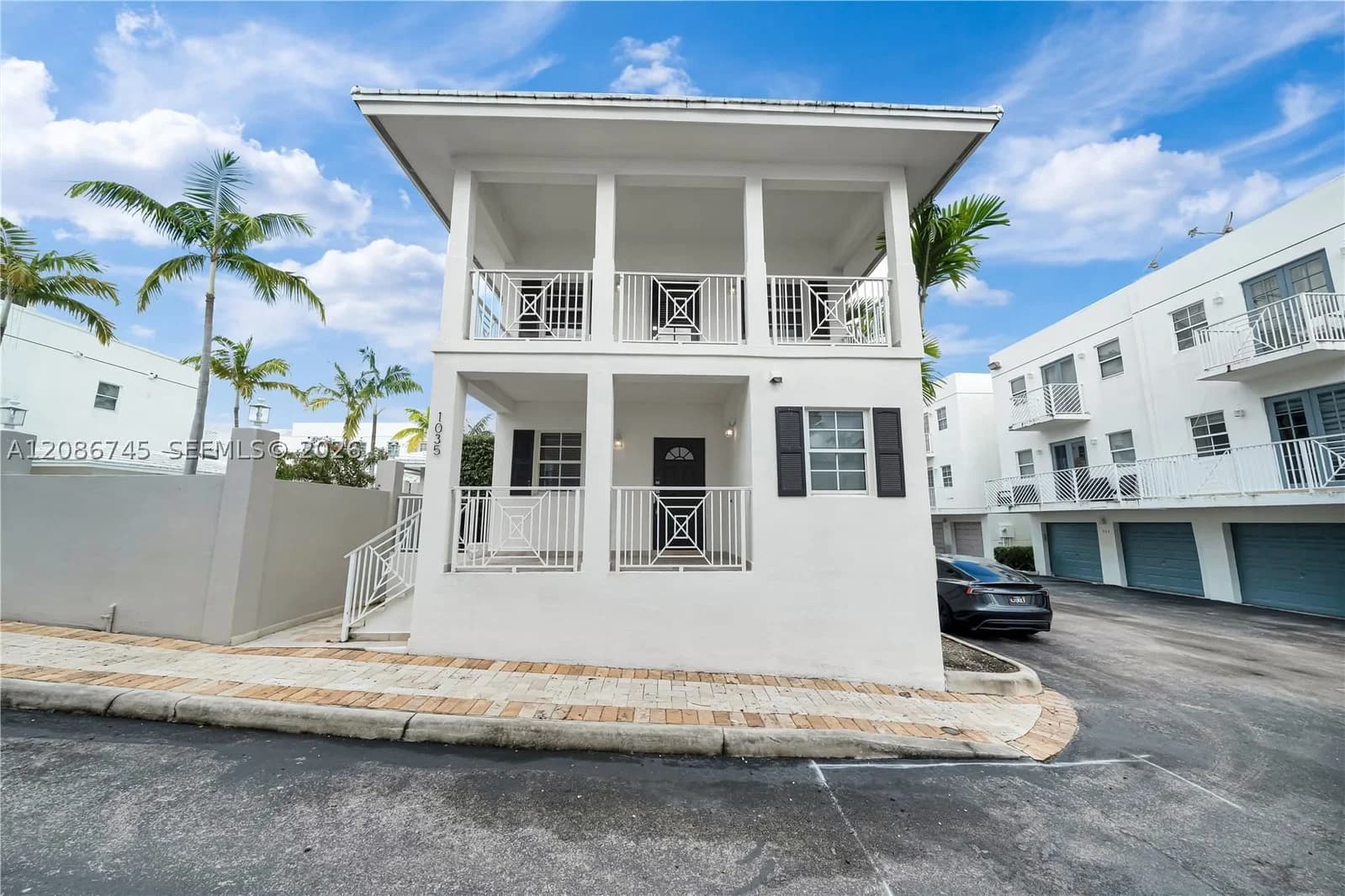 3+1 Townhouse — 1035 9th Ct #N, Miami, FL 33130
