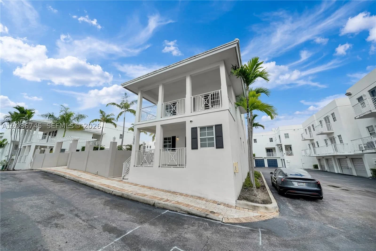 3+1 Townhouse — 1035 9th Ct #N, Miami, FL 33130