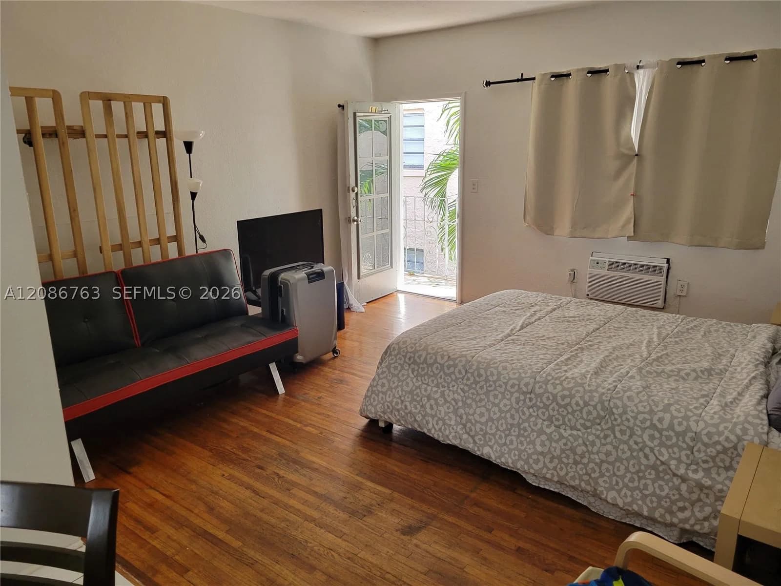 Condo — 1551 Michigan Ave #11, Miami Beach, FL 33139