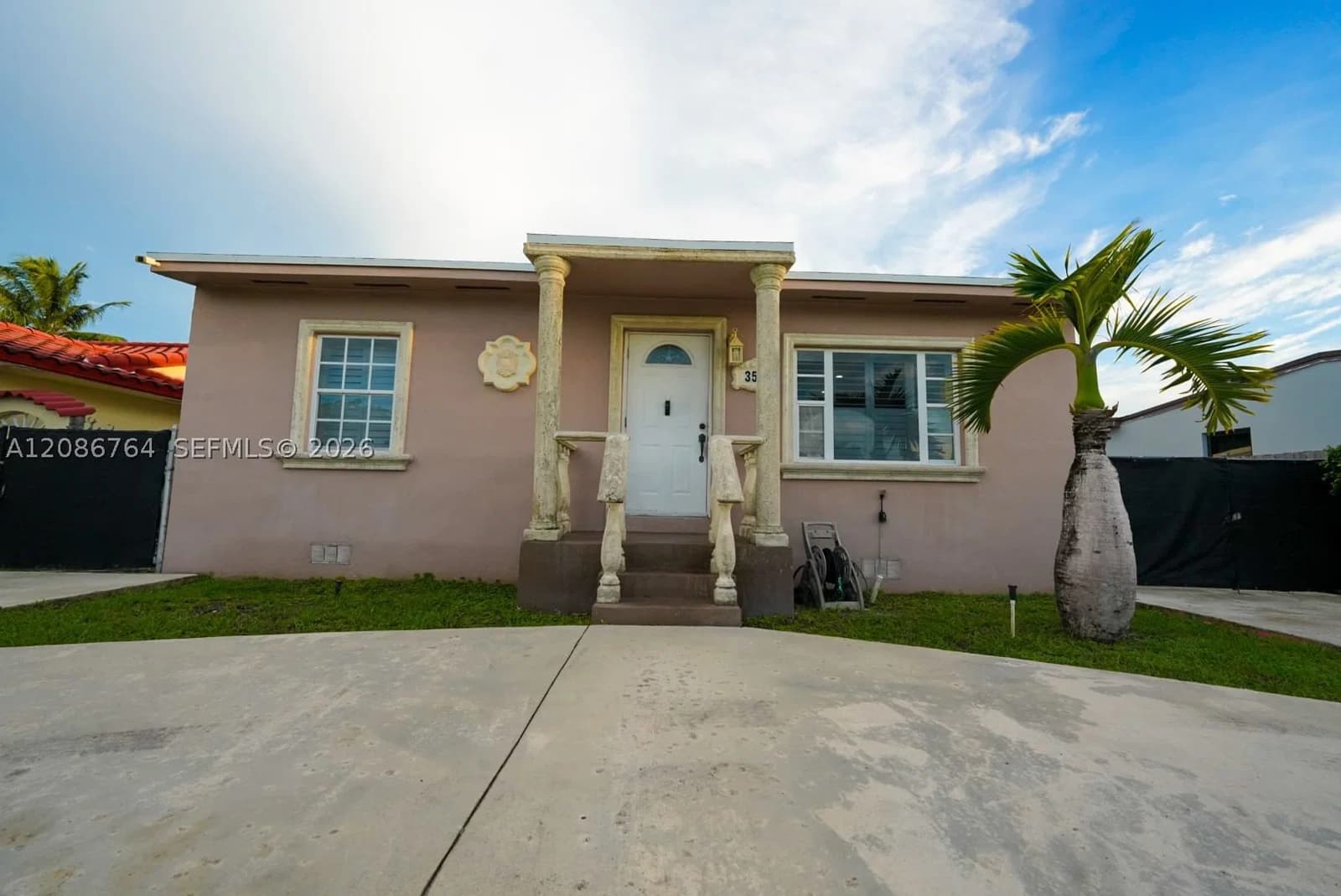 2+1 Müstakil ev — 358 45th St, Hialeah, FL 33013