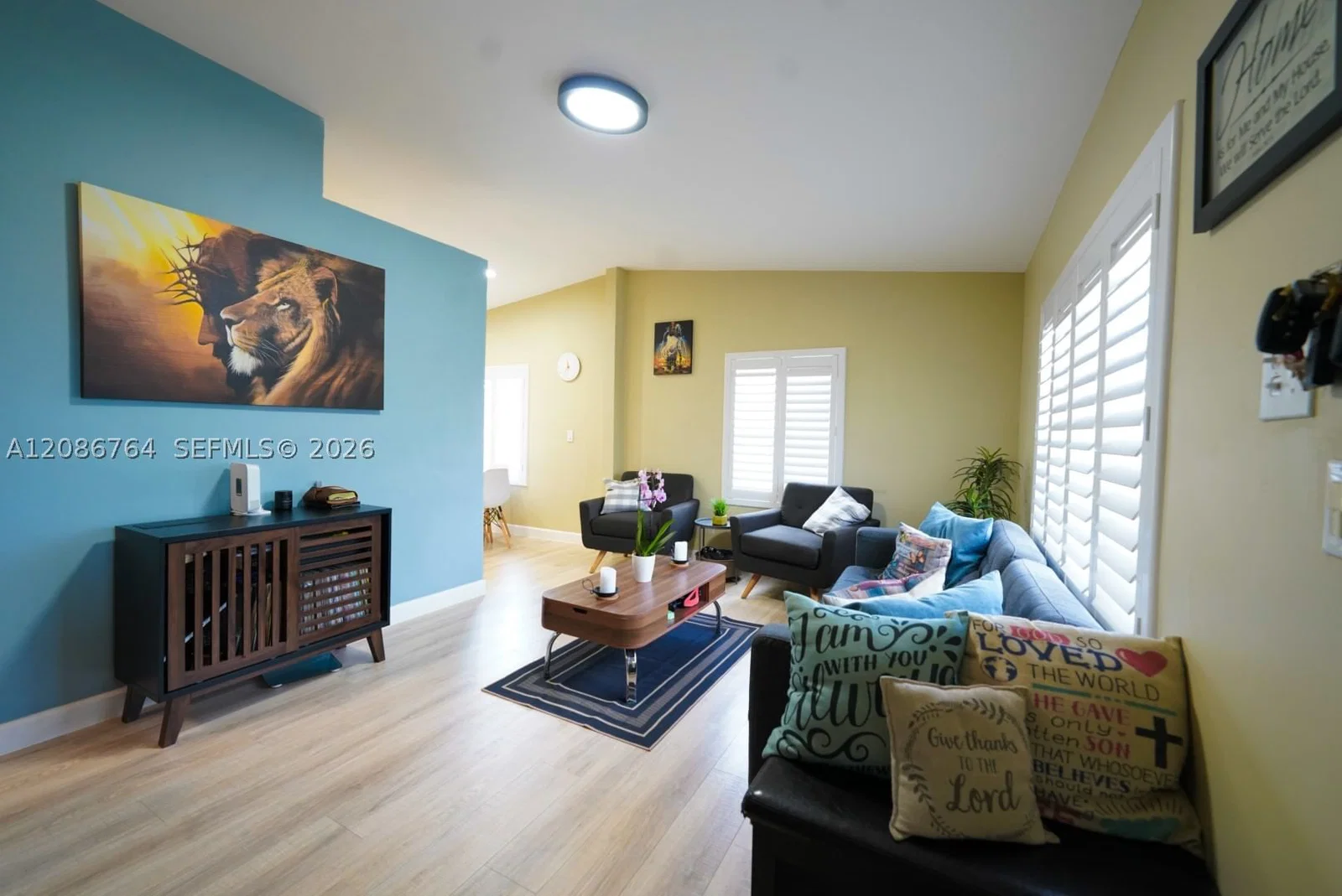 2+1 Müstakil ev — 358 45th St, Hialeah, FL 33013