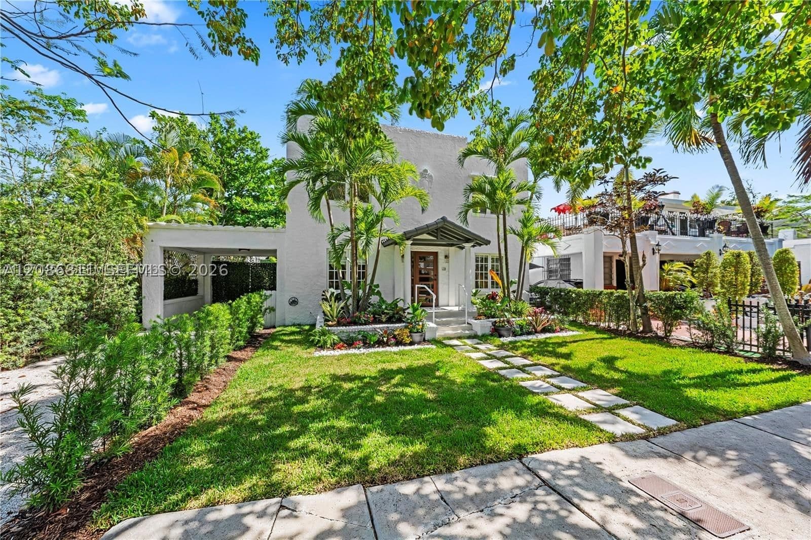 4+1 Müstakil ev — 178 45th St, Miami, FL 33137