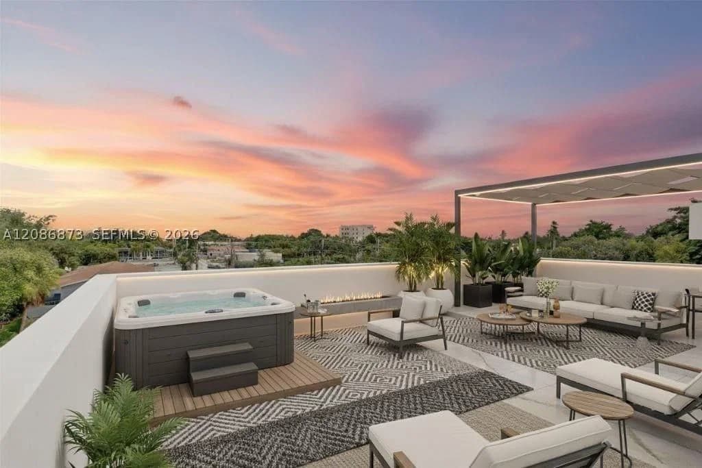3+1 Townhouse — 521 61st St, Miami, FL 33137