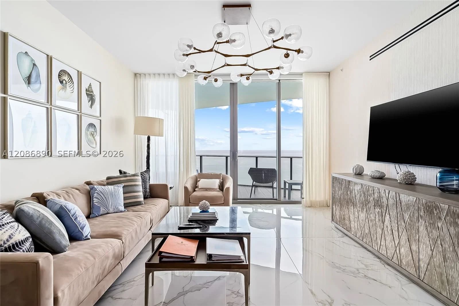 2+1 Condo — 15701 Collins Ave #4603, Sunny Isles Beach, FL 33160