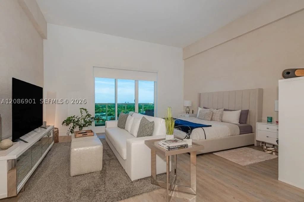 Condo — 2301 Collins Ave #1630, Miami Beach, FL 33139